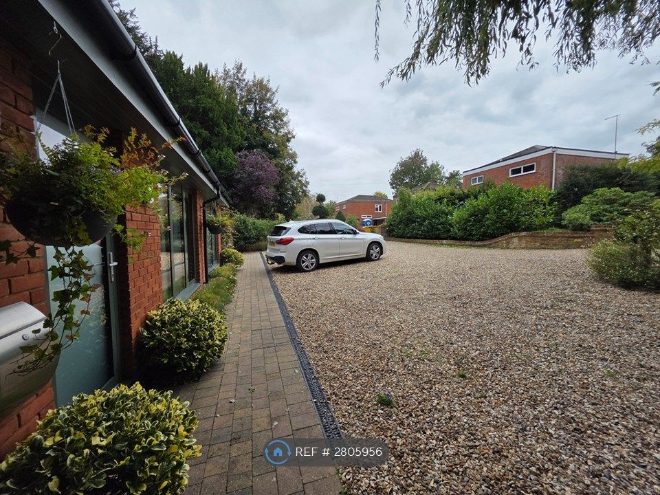 Property photo 2 of 6