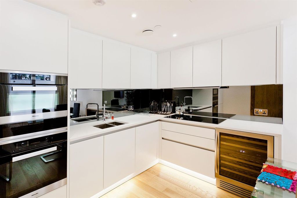 Property photo 2 of 12 Kitchen.Jpg