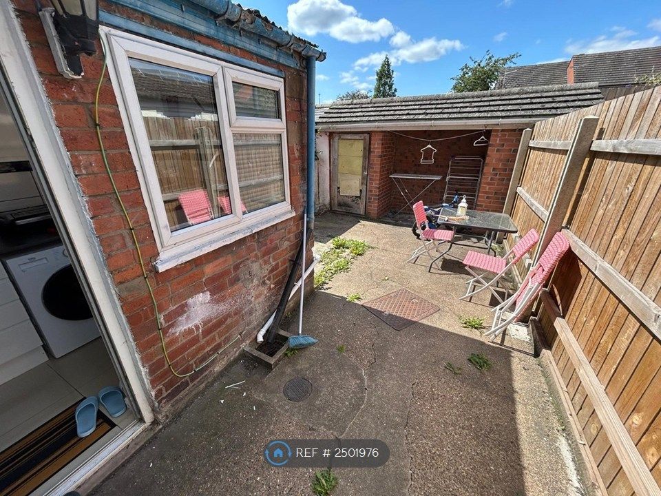 Property photo 2 of 6