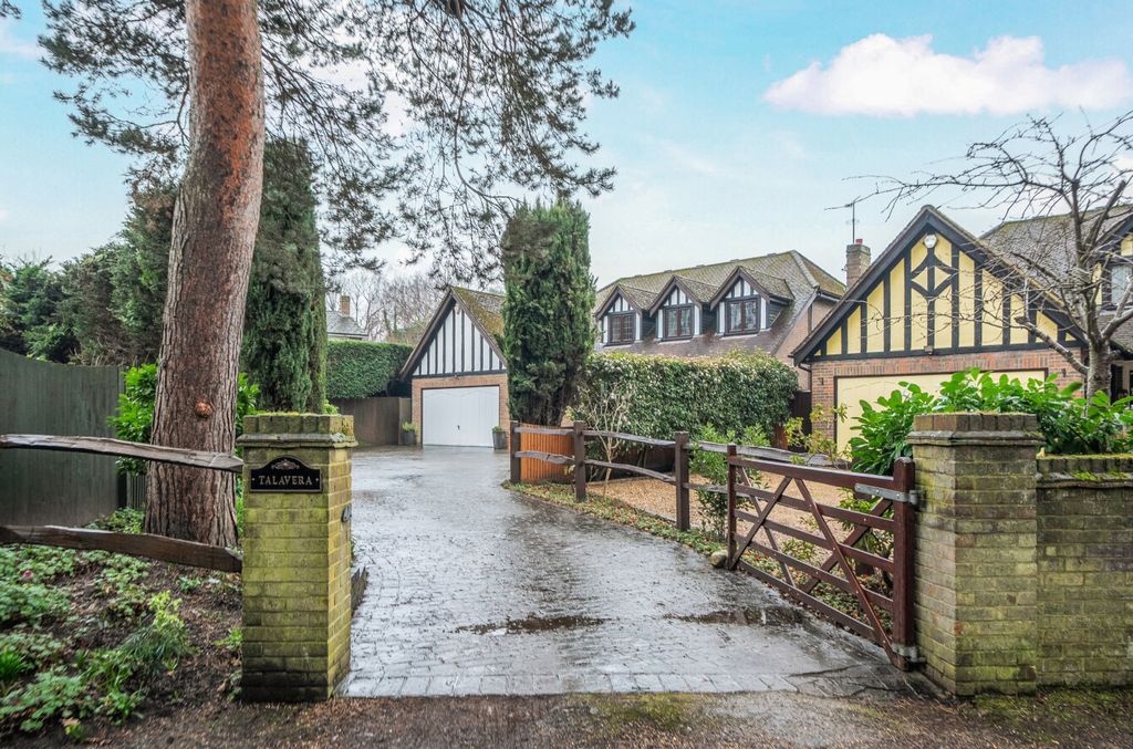 Property photo 1 of 19 1404835-22-6981d2...