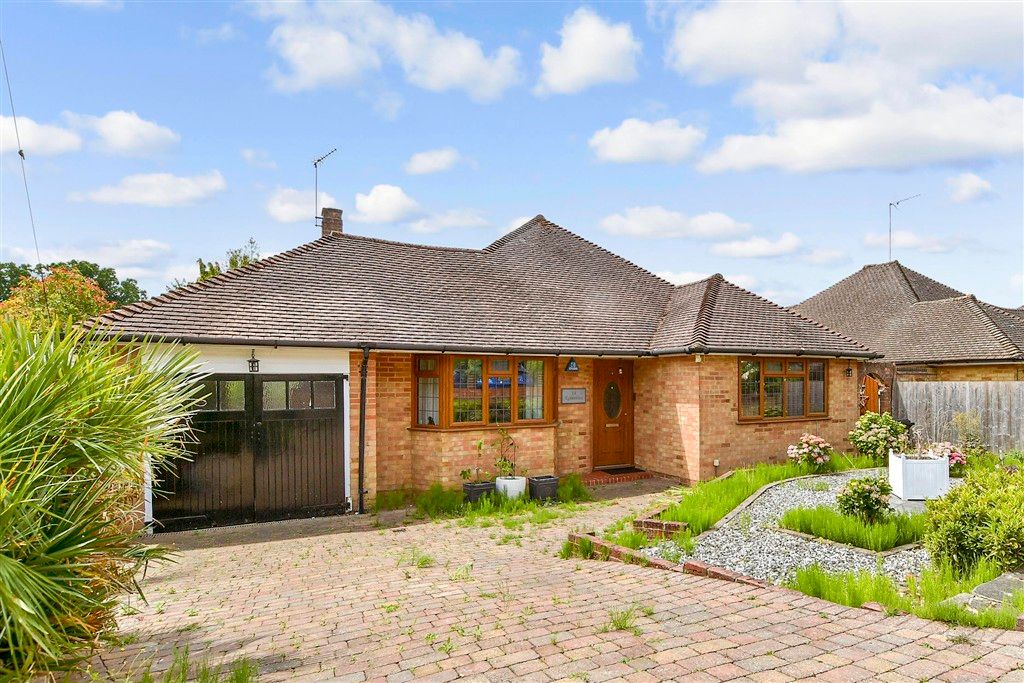 Property photo 1 of 17 External (Web)