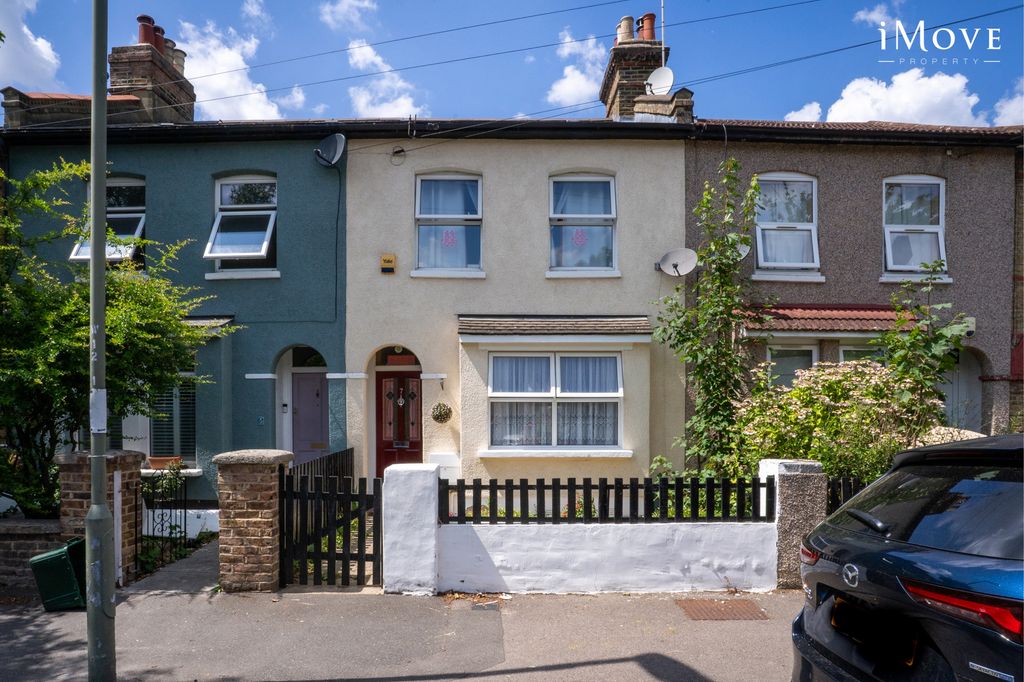 Property photo 1 of 11