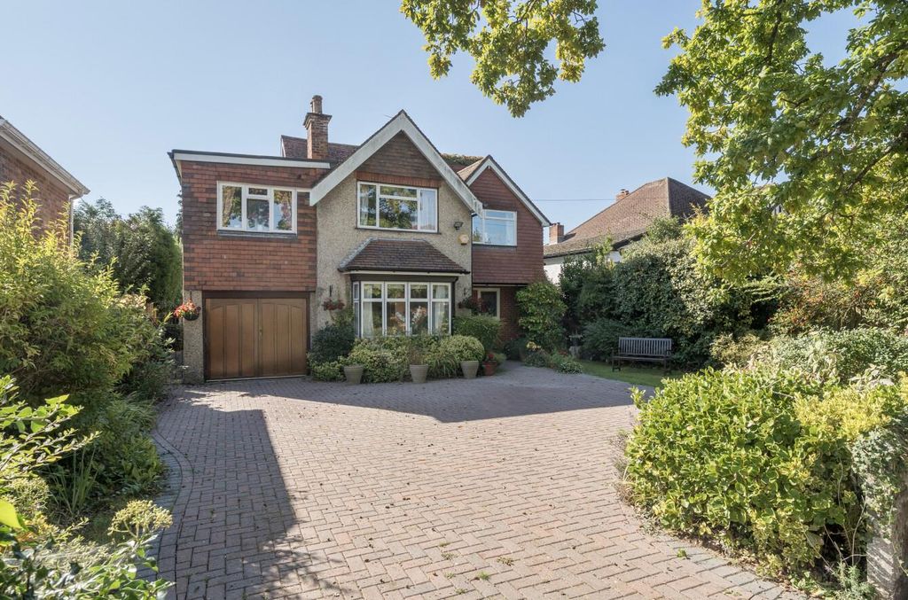 Property photo 1 of 19 1357351-1-68Dbb915cc872.Jpg