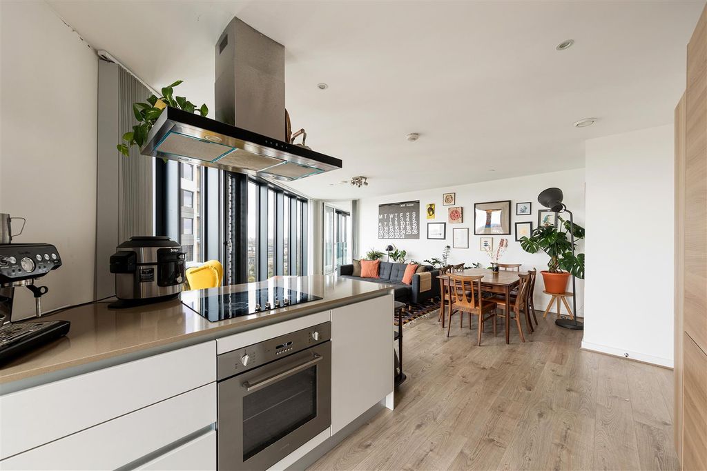 Property photo 3 of 20 Img_2233.Jpg