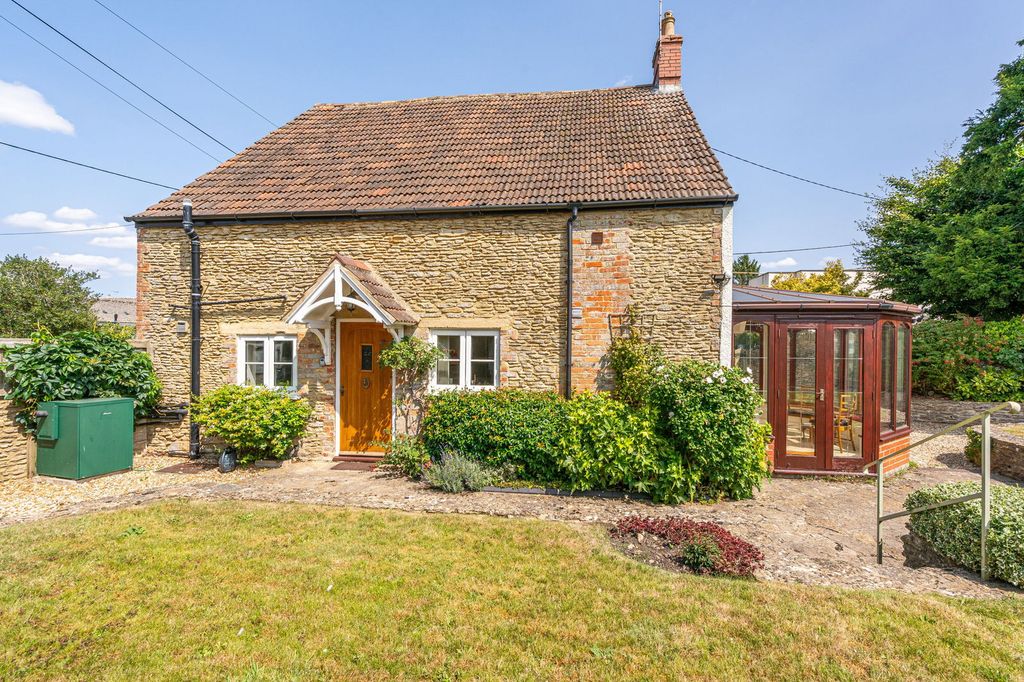Property photo 1 of 14
