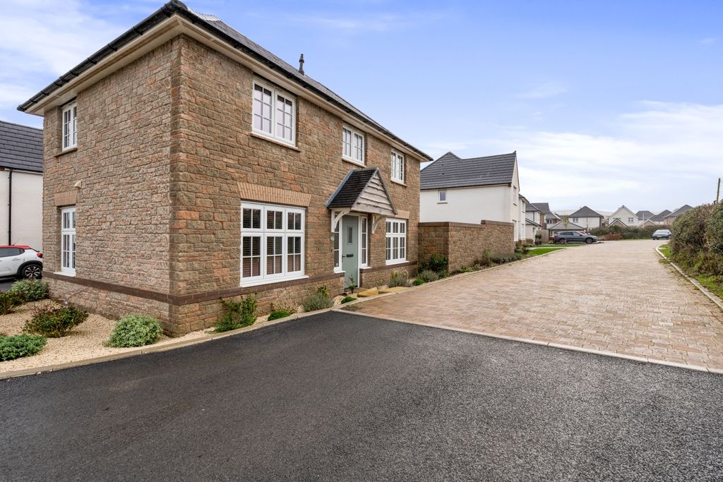 Property photo 1 of 32 Dsc06007
