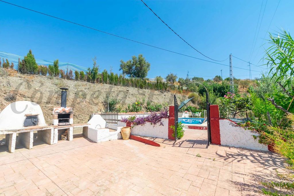 Property photo 2 of 19