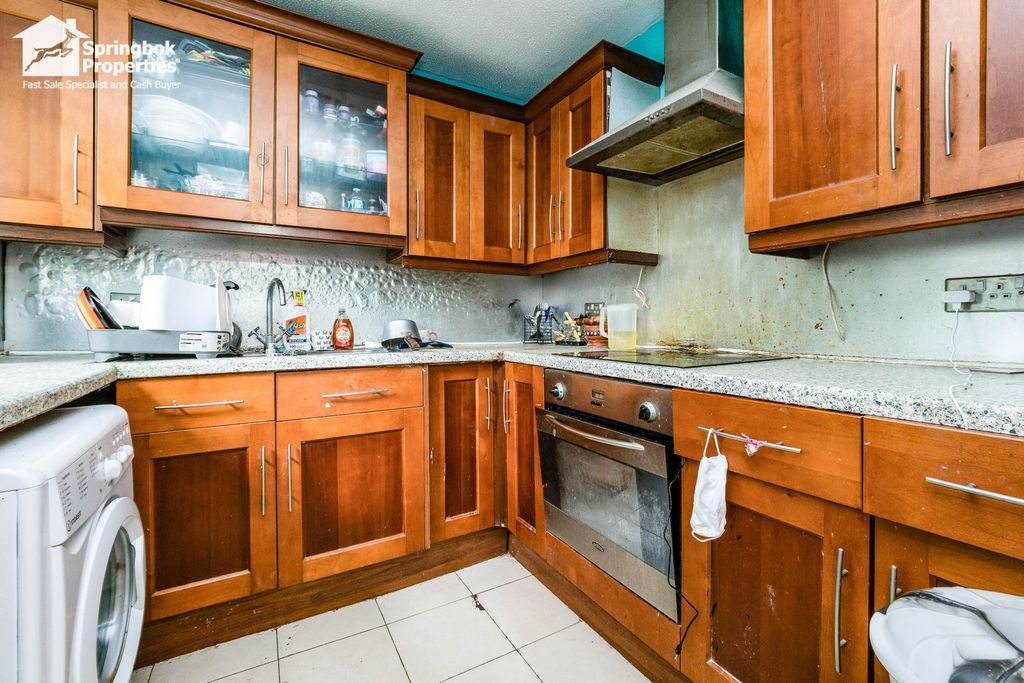 Property photo 2 of 13 Image 1