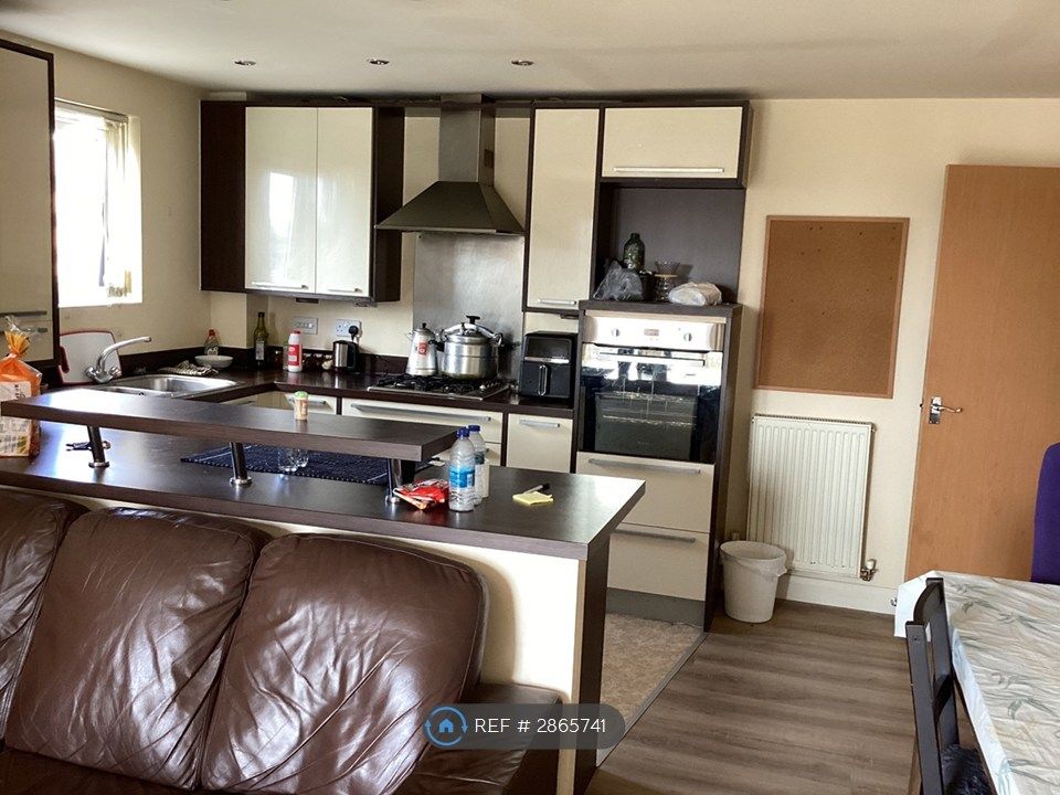 Property photo 2 of 9