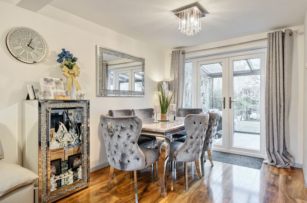 Property photo 3 of 12 1409237-17-698B6A...