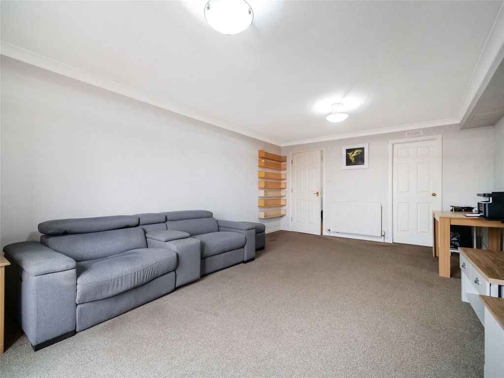 Property photo 3 of 17 Picture No. 07