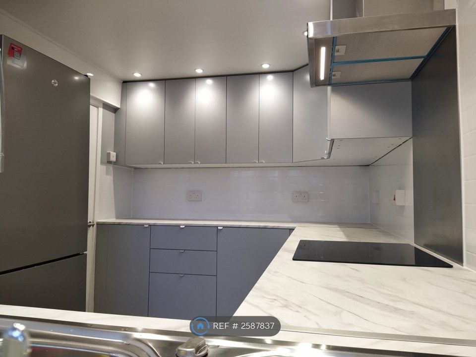 Property photo 3 of 14 Kitchen