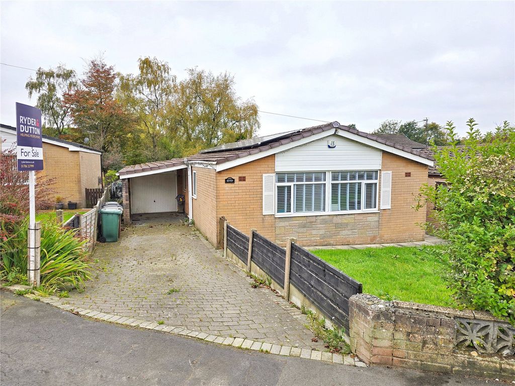 Property photo 2 of 17 Solar Panels