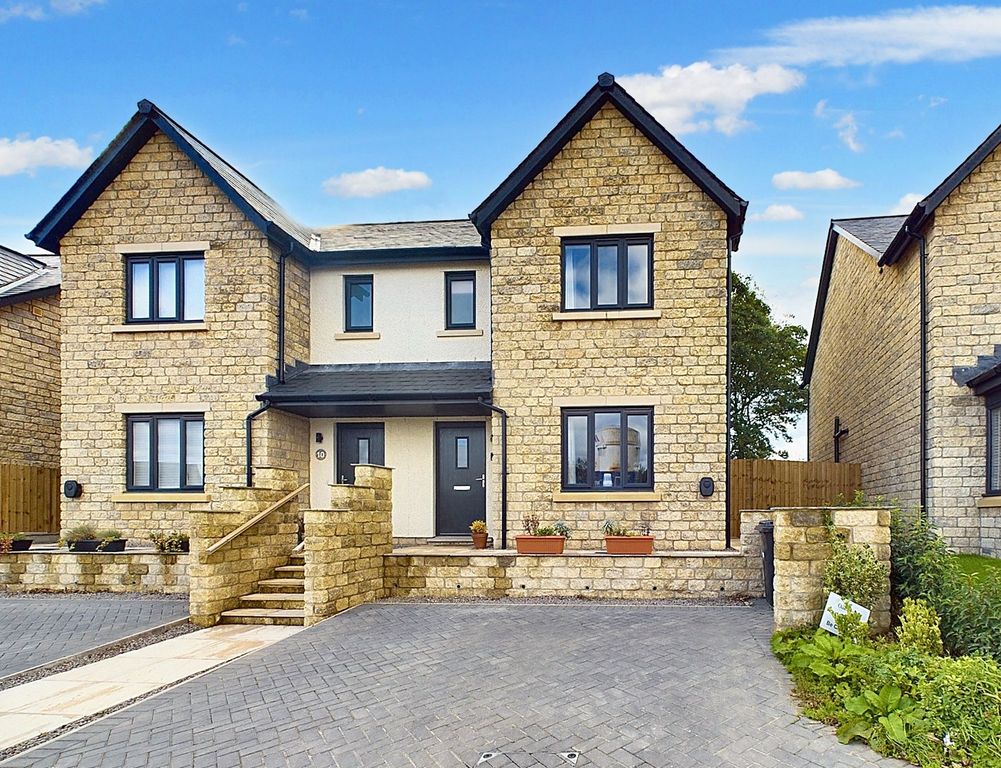 Property photo 1 of 13 Welcome To Old Quarry Lane