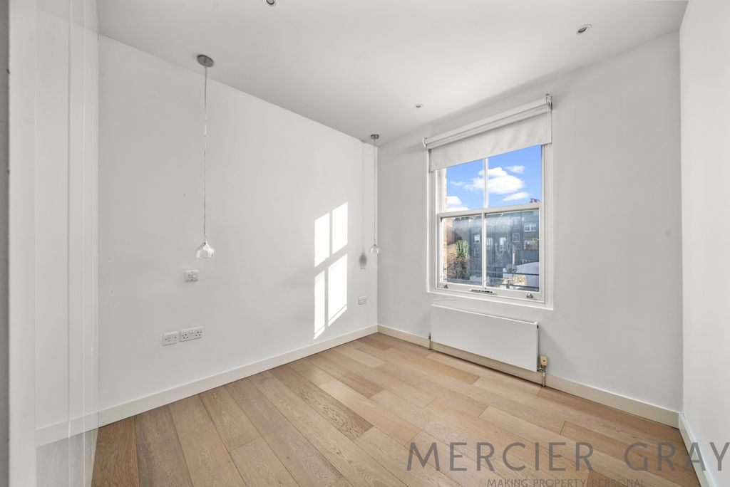 Property photo 2 of 16 Photo 1