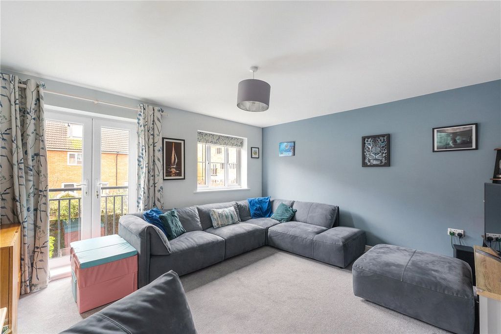 Property photo 2 of 13 Picture No. 10