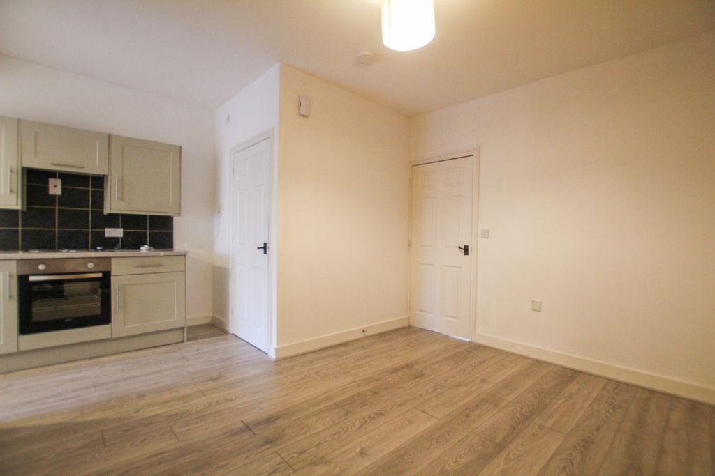 Property photo 3 of 9 Living Room