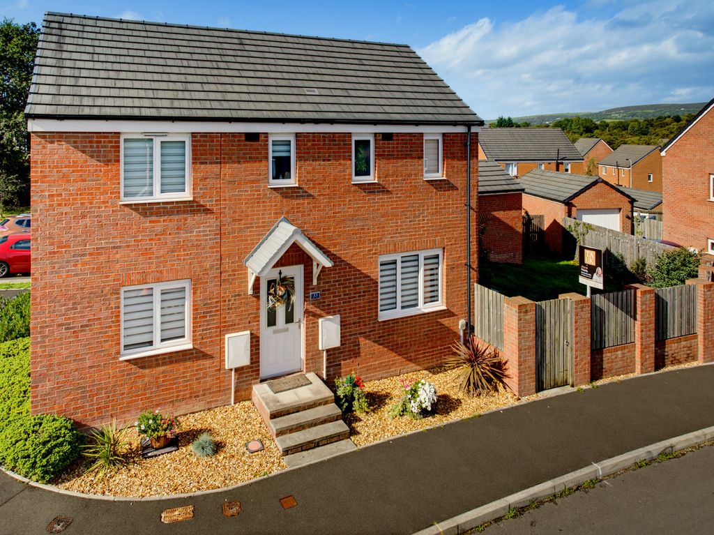Property photo 1 of 31