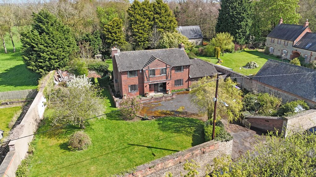 Property photo 1 of 32