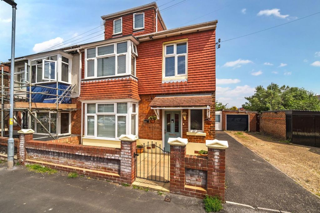 Property photo 1 of 18 1468664-2-6A183d5Dabe5c.Jpg