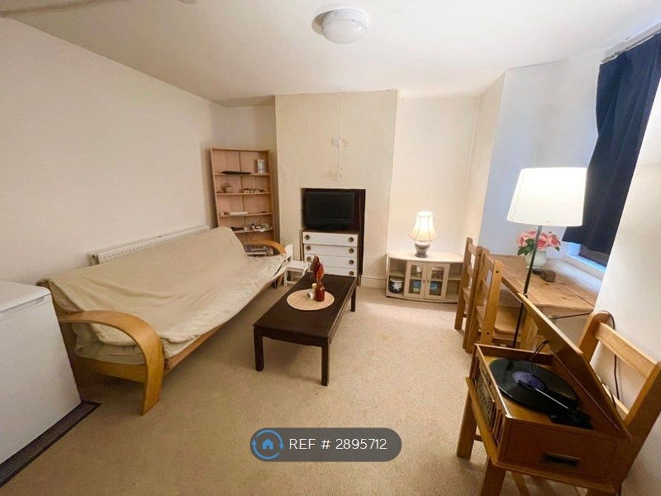Property photo 3 of 3
