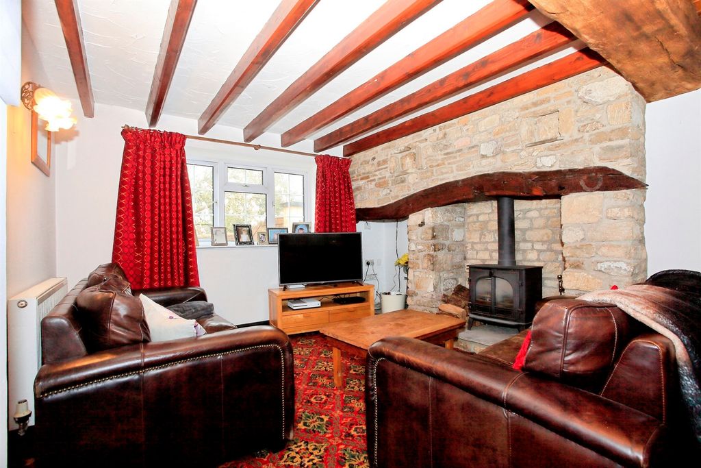 Property photo 3 of 20