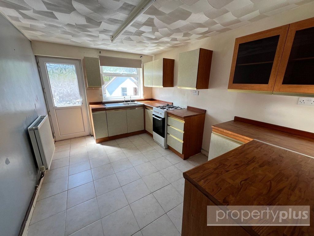 Property photo 2 of 11 Picture No. 03