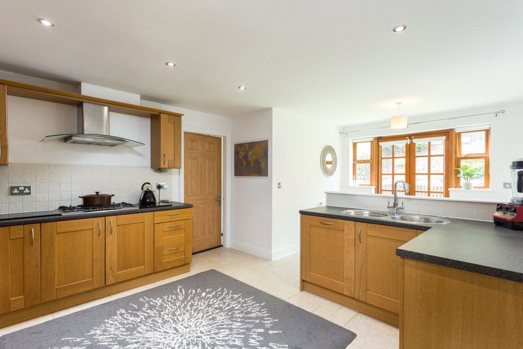 Property photo 2 of 20 Kitchen