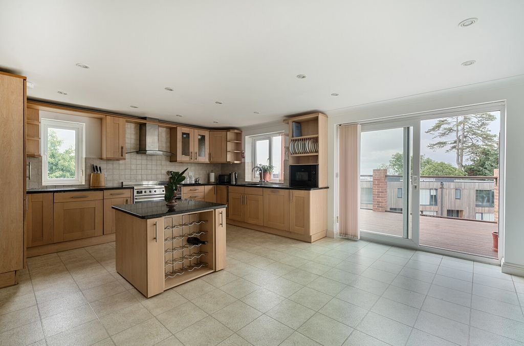 Additional image 20 of 5 bed detached house for saleOld Teignmouth Road, Dawlish, Devon EX7