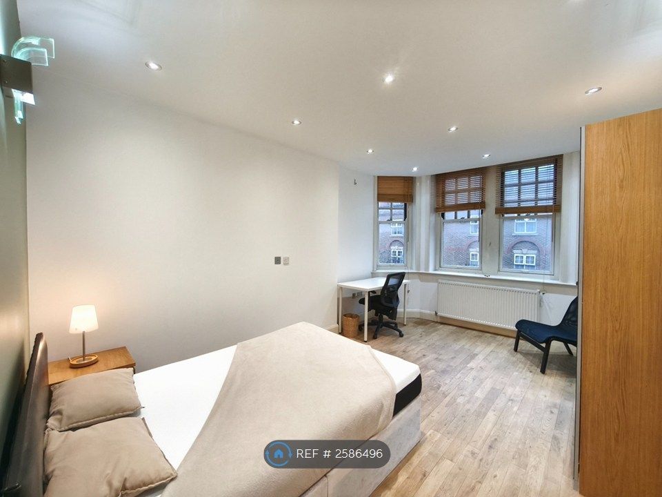 Property photo 3 of 25 Room1