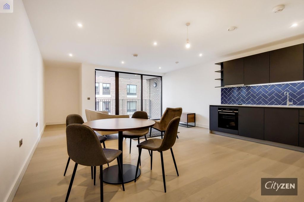 Property photo 1 of 25 Reception Room