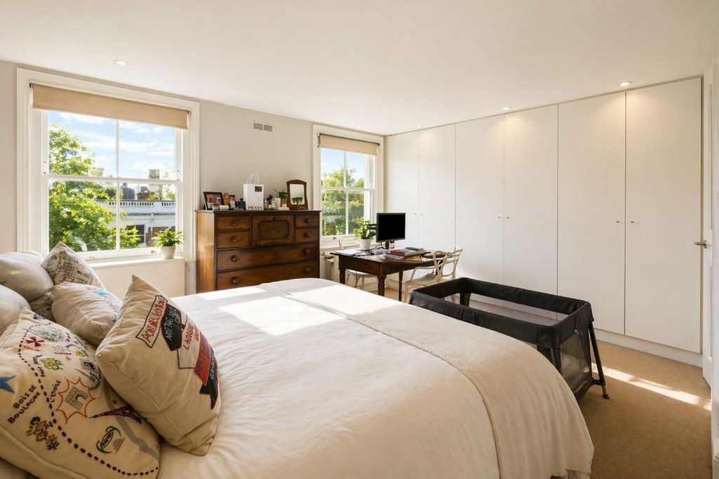 Property photo 3 of 6