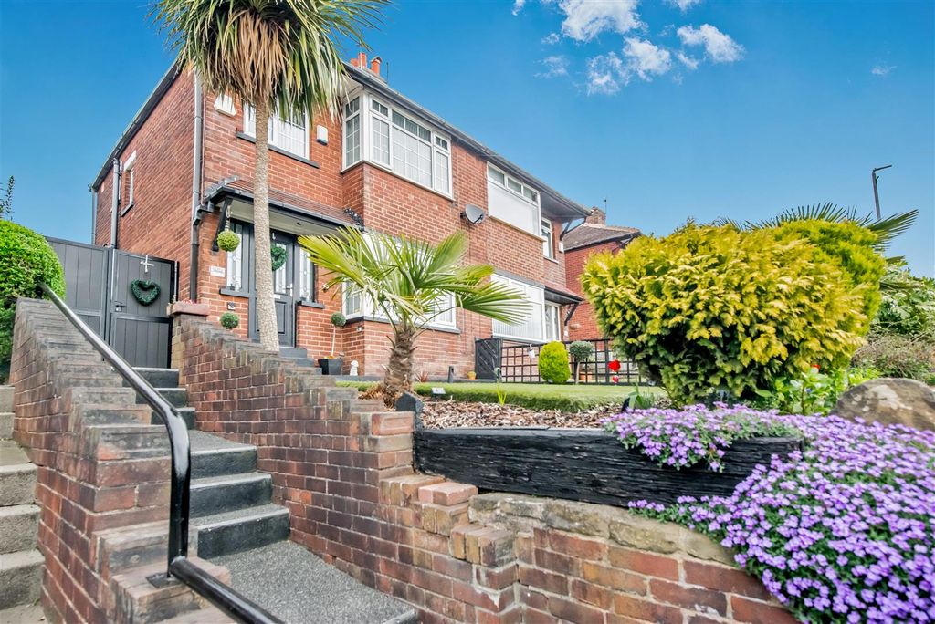 Property photo 1 of 26