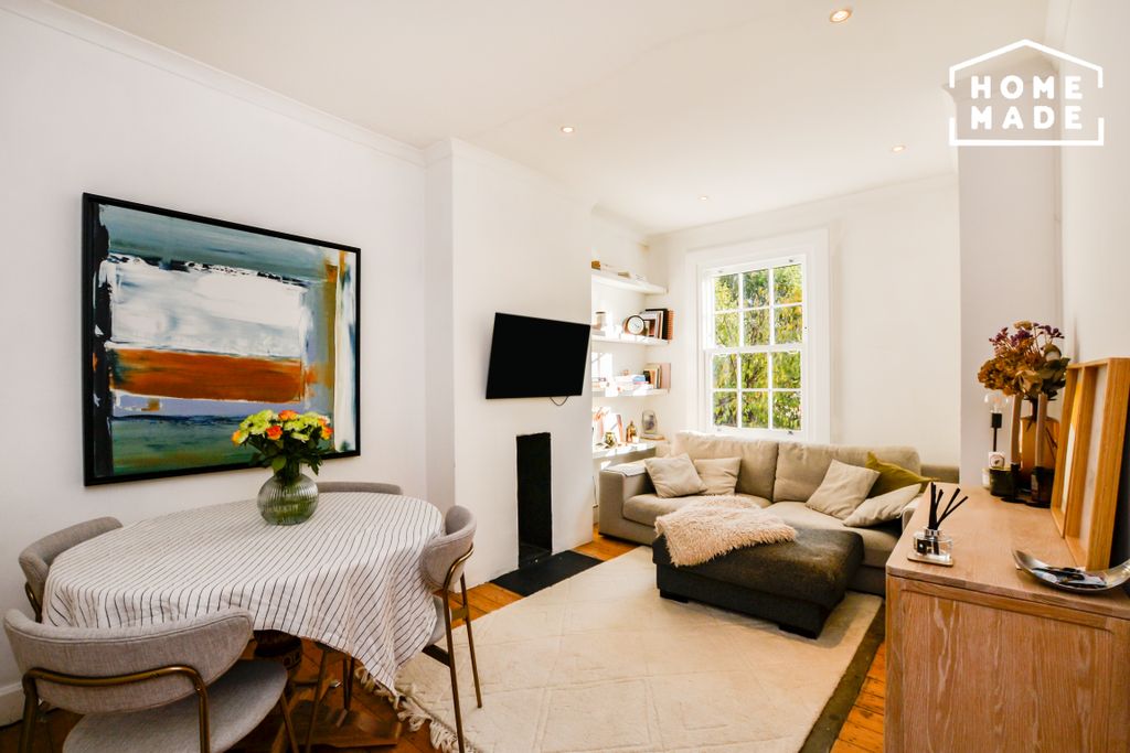 Property photo 1 of 8