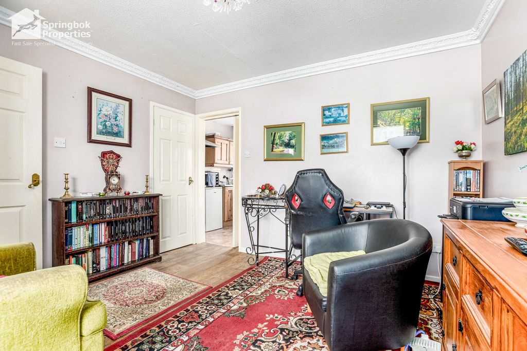 Property photo 3 of 13 Image 2