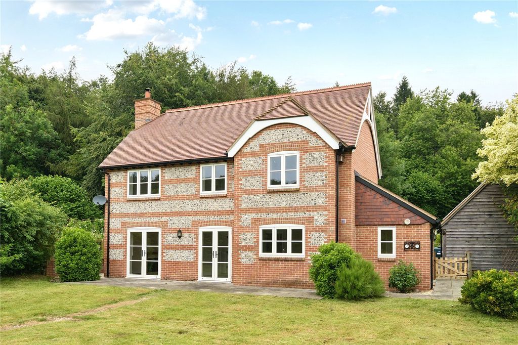 Property photo 2 of 15 Picture No. 30