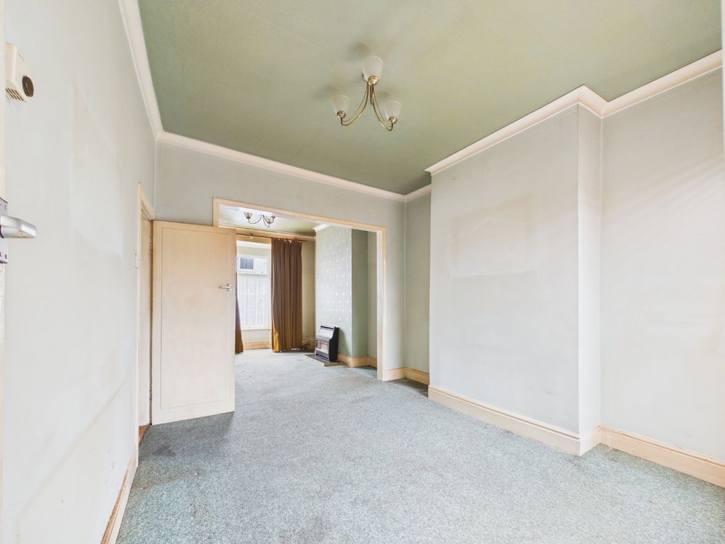 Property photo 3 of 10 4632657