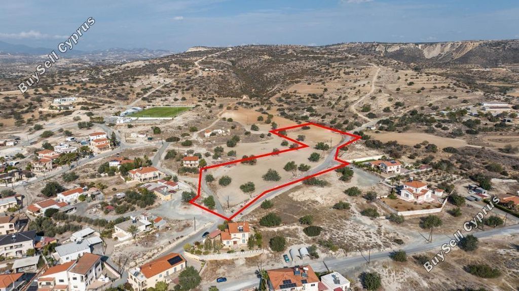 Property photo 3 of 5