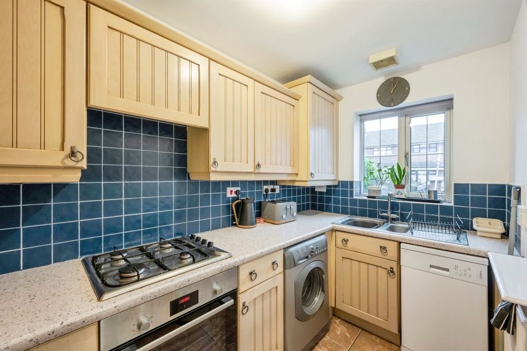 Property photo 3 of 14