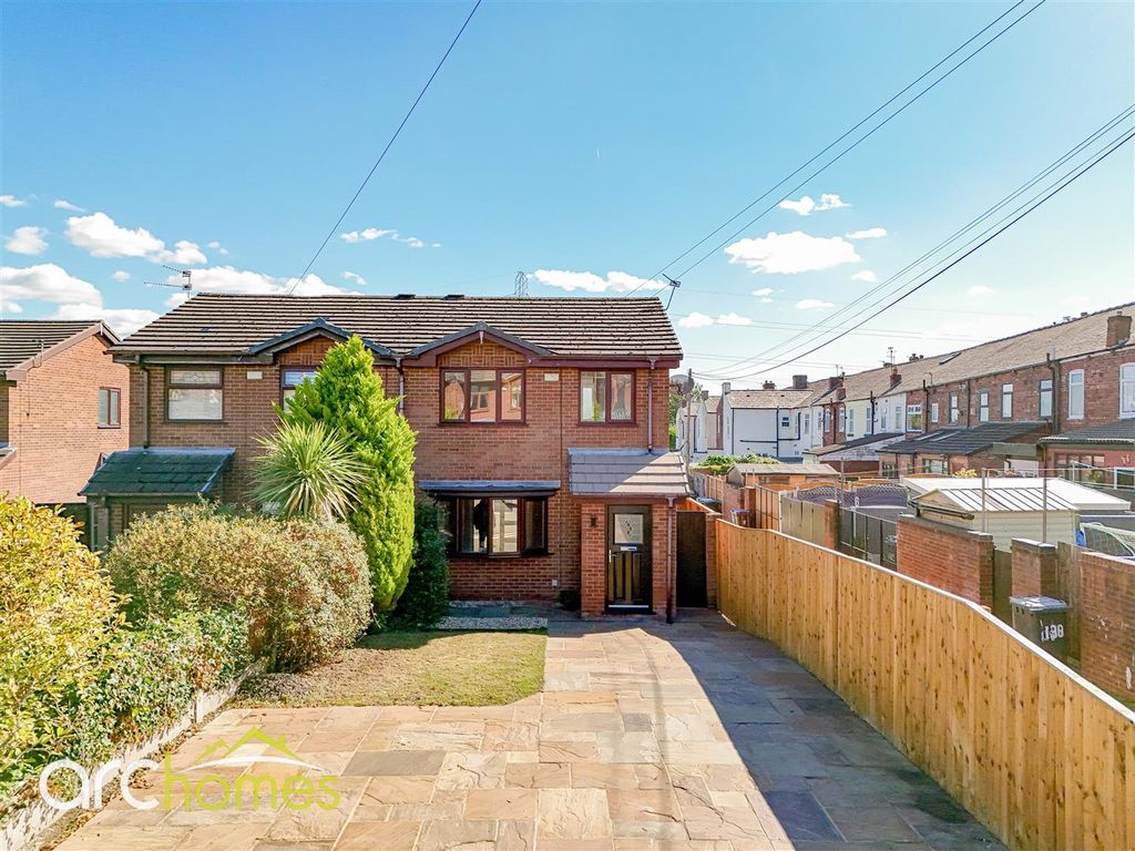 Property photo 1 of 38 Dji_20250922124541_0008_D.Jpg