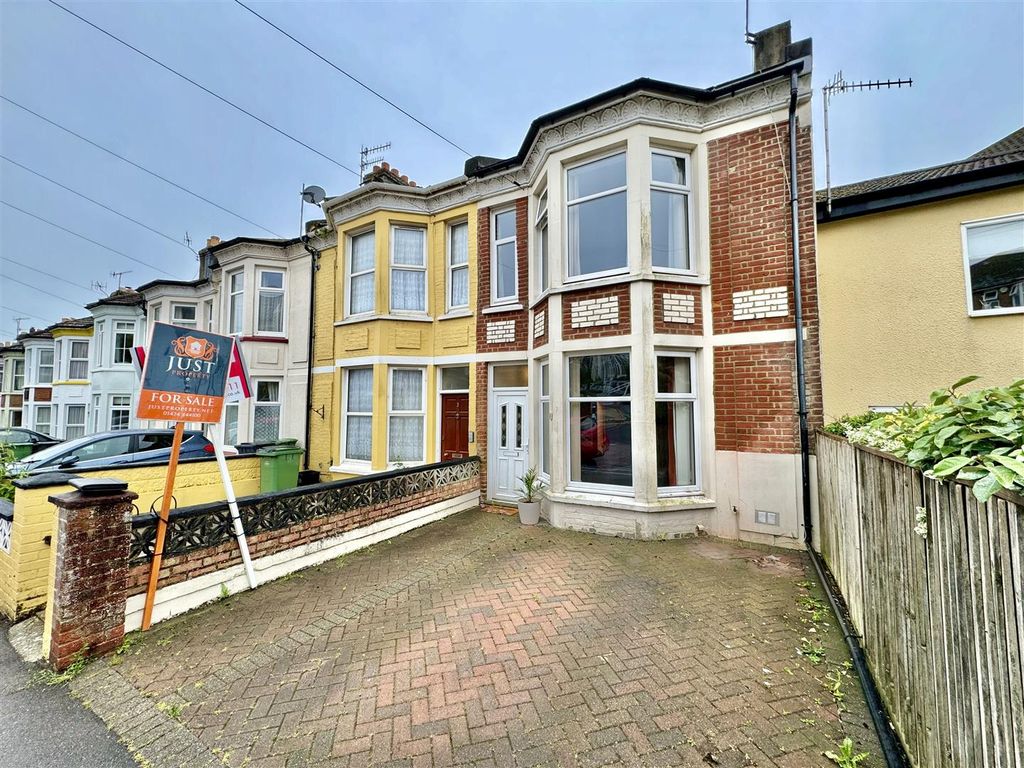 Property photo 1 of 19
