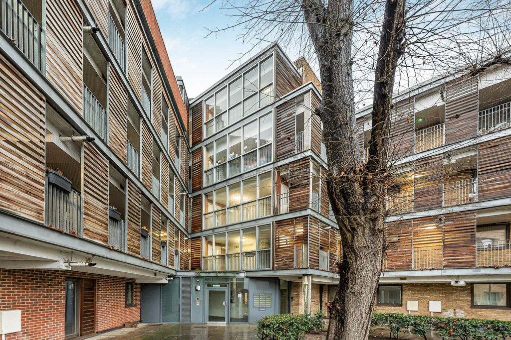 Property photo 1 of 20 Photo 0