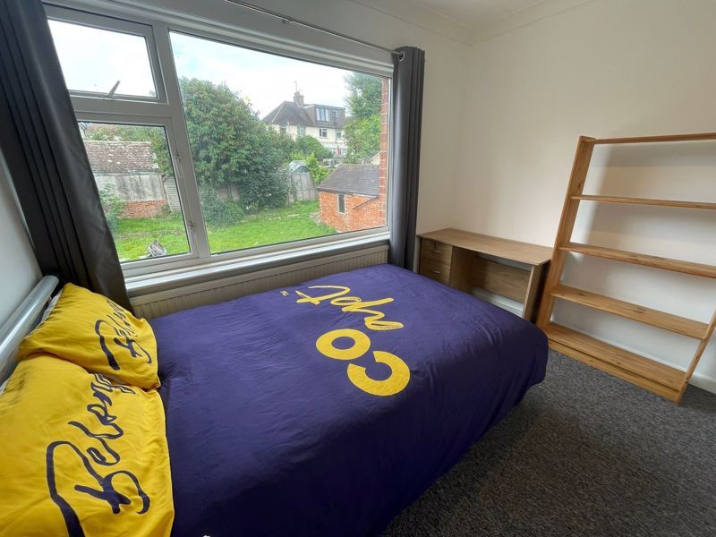 Property photo 2 of 11 Photo 6