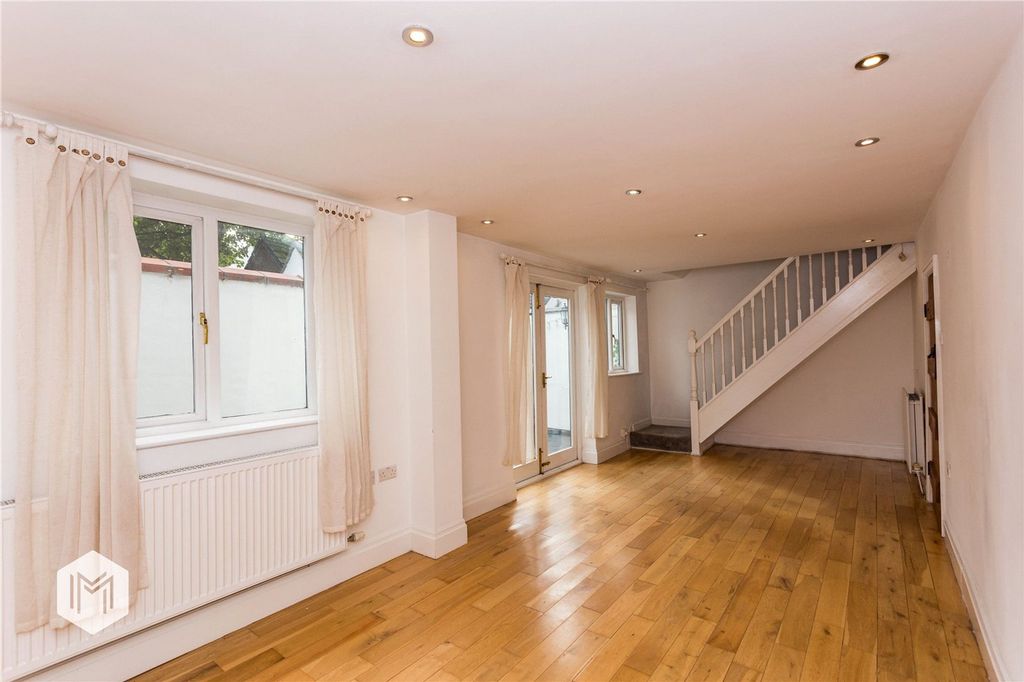 Property photo 3 of 26
