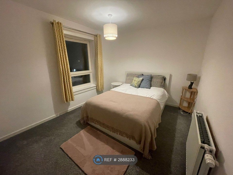 Property photo 3 of 4