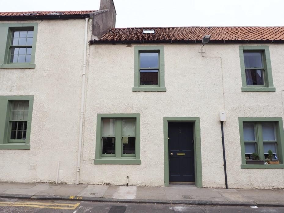 Property photo 2 of 34