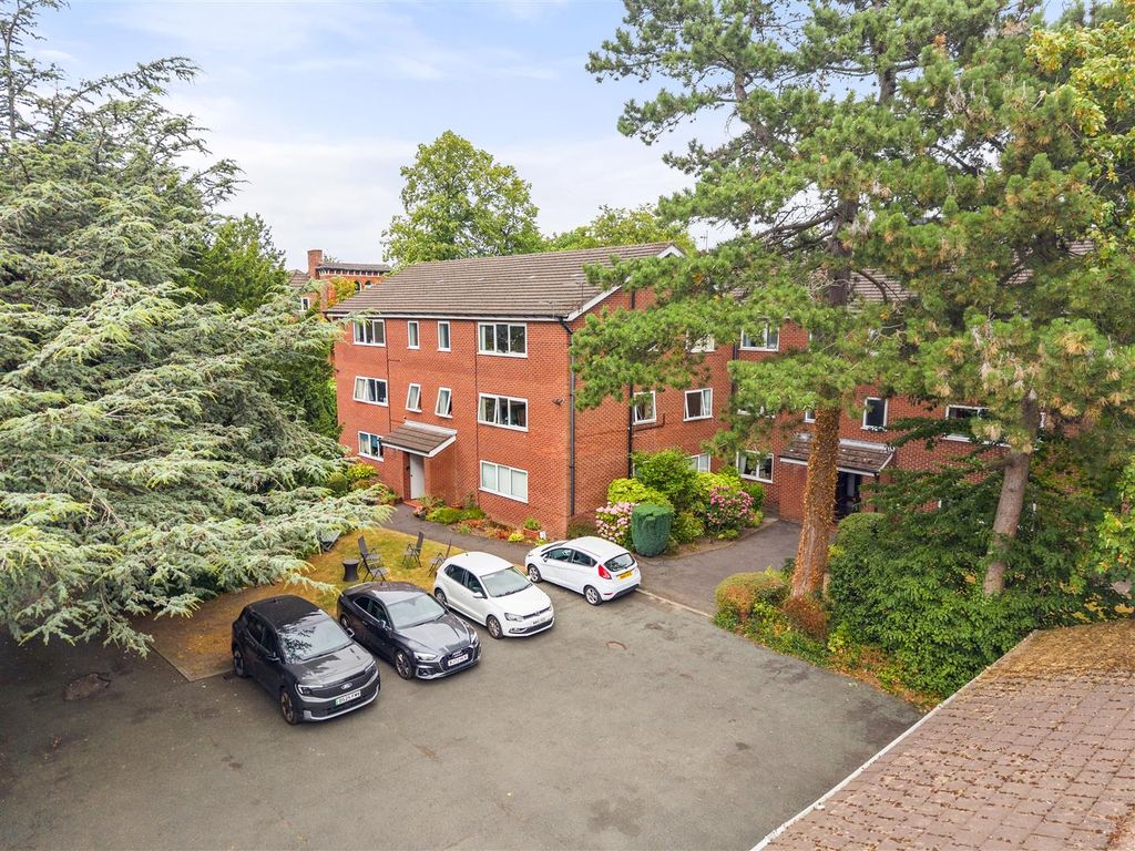 Property photo 1 of 24 Dji_20260724140456_0718_D.Jpg