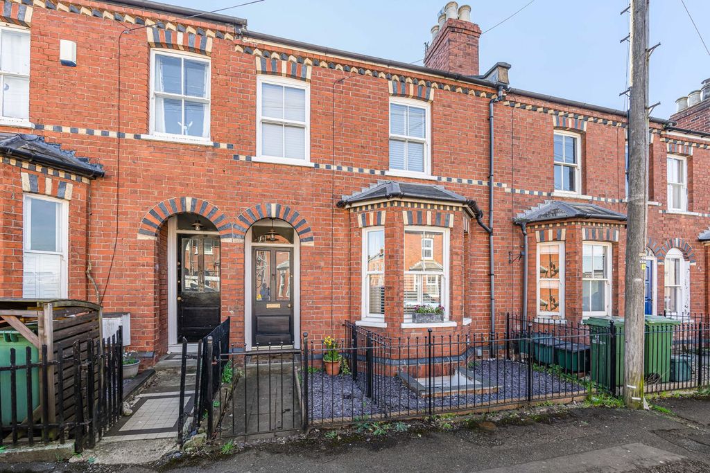 Property photo 1 of 19 30_76189