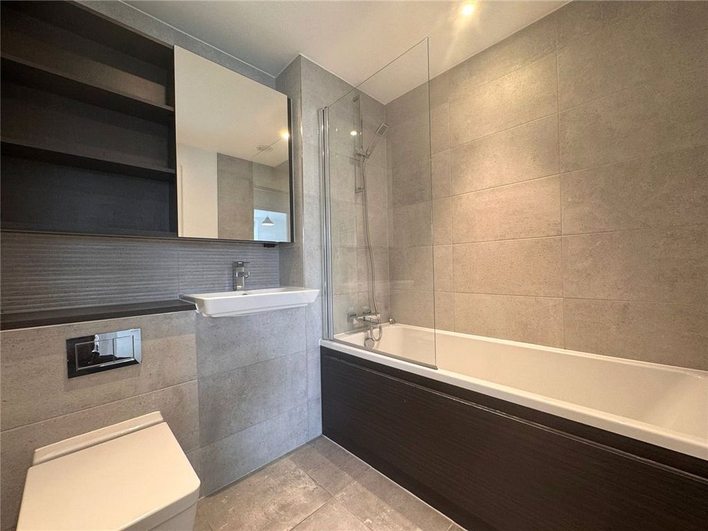 Property photo 3 of 9 Picture No. 18