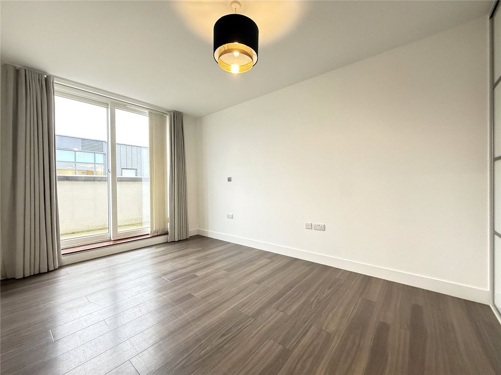 Property photo 3 of 9 Picture No. 22